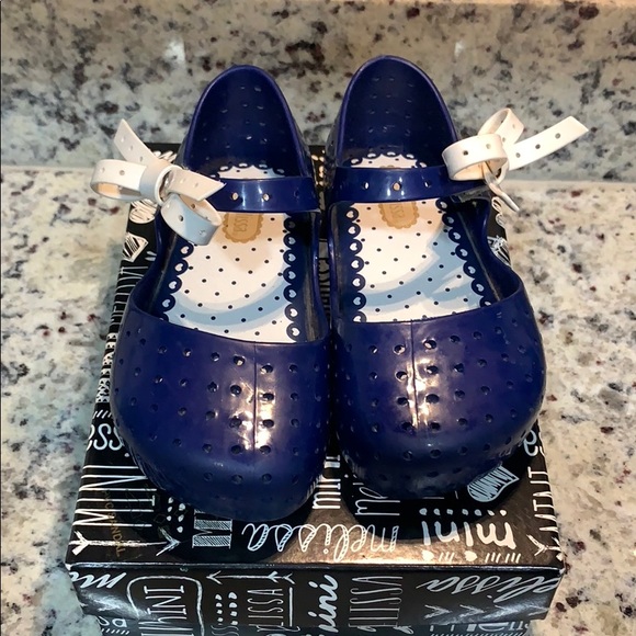 Mini Melissa 8 - Picture 2 of 4